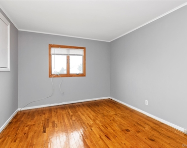 5 Glenbrook Road - Photo Thumbnail 13
