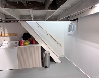 309 Franklin Avenue - Photo Thumbnail 9
