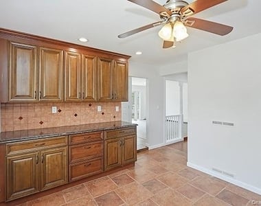 48 Link Lane - Photo Thumbnail 5