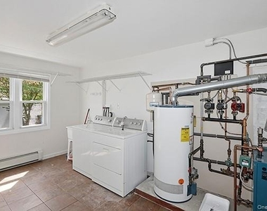 48 Link Lane - Photo Thumbnail 17