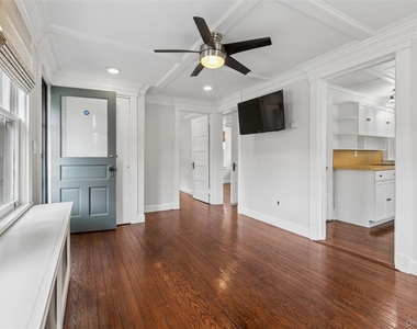 424 Main Street - Photo Thumbnail 13