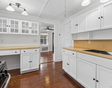 424 Main Street - Photo Thumbnail 6