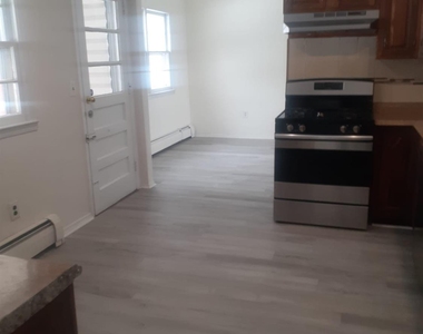 1776 Oak Tree Road - Photo Thumbnail 4
