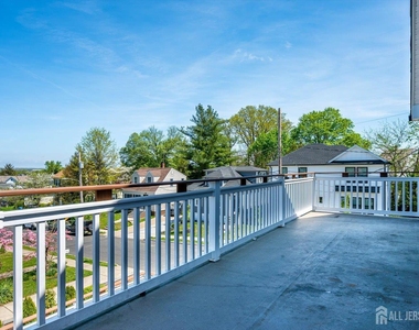 4 Wilcox Avenue - Photo Thumbnail 18