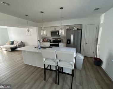 64 Balsam Court - Photo Thumbnail 4