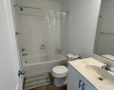 64 Balsam Court - Photo Thumbnail 7