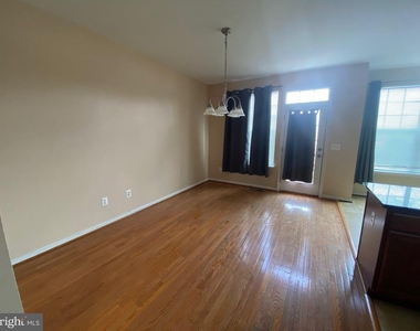 258 Woodstream Boulevard - Photo Thumbnail 23