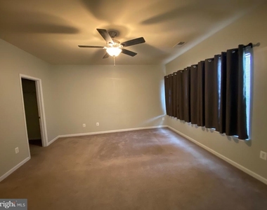 258 Woodstream Boulevard - Photo Thumbnail 8