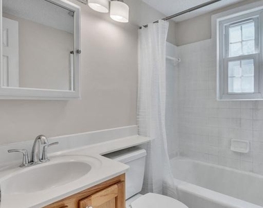 2237 Farrington Avenue - Photo Thumbnail 13