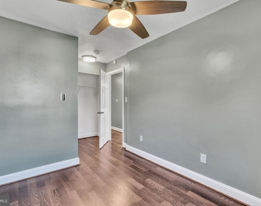 2237 Farrington Avenue - Photo Thumbnail 19