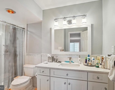8350 Greensboro Drive - Photo Thumbnail 12