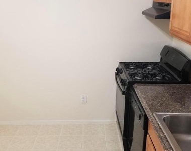 491 N Armistead Street - Photo Thumbnail 3
