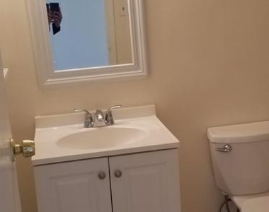 491 N Armistead Street - Photo Thumbnail 10