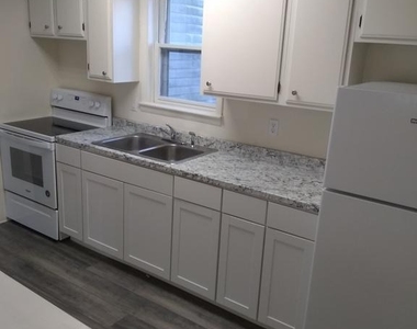 739 Main Street - Photo Thumbnail 3