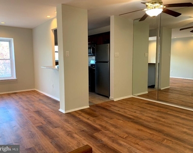 9358 Neil Road - Photo Thumbnail 4