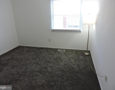 9358 Neil Road - Photo Thumbnail 14