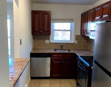9358 Neil Road - Photo Thumbnail 6