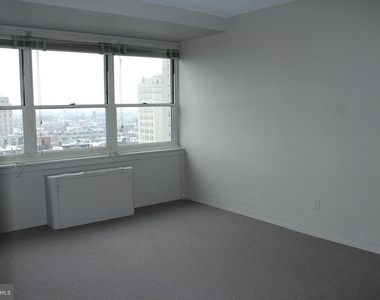 1806 Rittenhouse Square - Photo Thumbnail 4