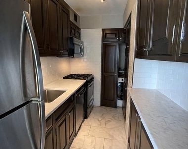 1806 Rittenhouse Square - Photo Thumbnail 2
