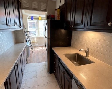 1806 Rittenhouse Square - Photo Thumbnail 1