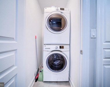 1513 S Lambert Street - Photo Thumbnail 38