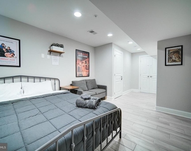 1513 S Lambert Street - Photo Thumbnail 29