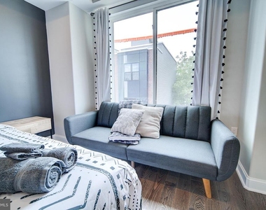 1513 S Lambert Street - Photo Thumbnail 19