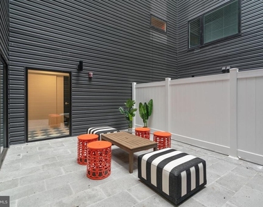 901 Leland - Photo Thumbnail 19
