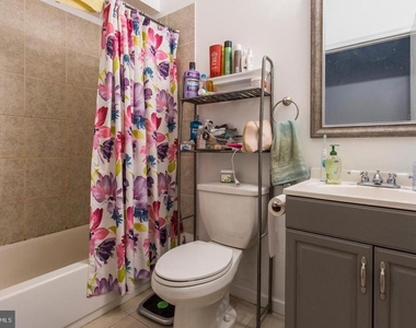 516 N Preston Street - Photo Thumbnail 3