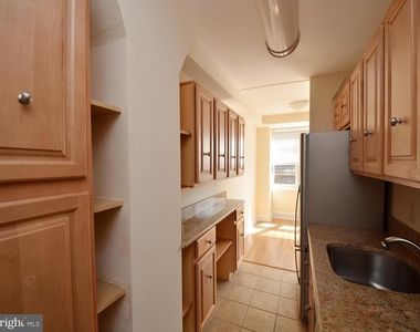 1806 Rittenhouse Square - Photo Thumbnail 8
