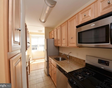 1806 Rittenhouse Square - Photo Thumbnail 7