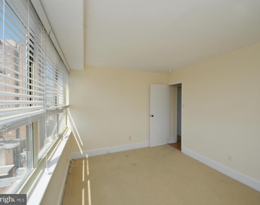 1806 Rittenhouse Square - Photo Thumbnail 18