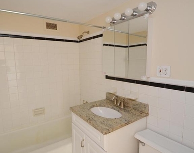 1806 Rittenhouse Square - Photo Thumbnail 11