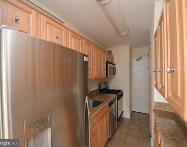 1806 Rittenhouse Square - Photo Thumbnail 6
