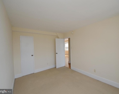 1806 Rittenhouse Square - Photo Thumbnail 19