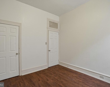 2441 Brown Street - Photo Thumbnail 6
