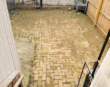 2260 N 15th Street - Photo Thumbnail 11