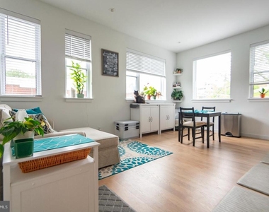 507 S 8th Street - Photo Thumbnail 3