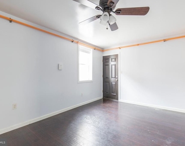 507 W Girard Avenue - Photo Thumbnail 1