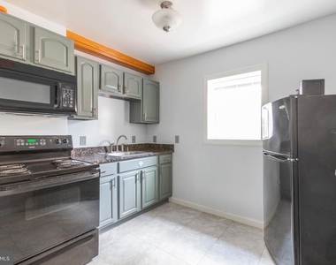 507 W Girard Avenue - Photo Thumbnail 3