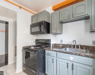 507 W Girard Avenue - Photo Thumbnail 5