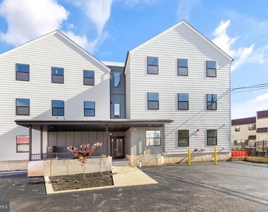 7037 Ridge Avenue - Photo Thumbnail 17