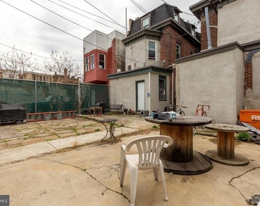 129 W Susquehanna Avenue - Photo Thumbnail 9