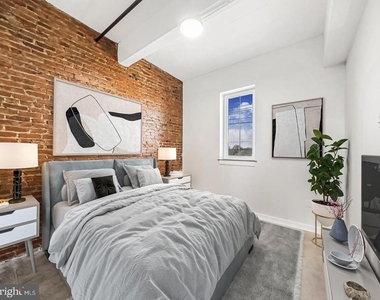 501 N Cannon Avenue - Photo Thumbnail 2