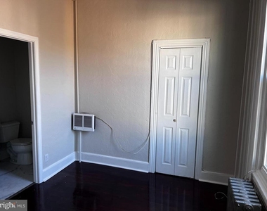 104 King Street - Photo Thumbnail 4