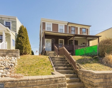 809 N Providence Road - Photo Thumbnail 11