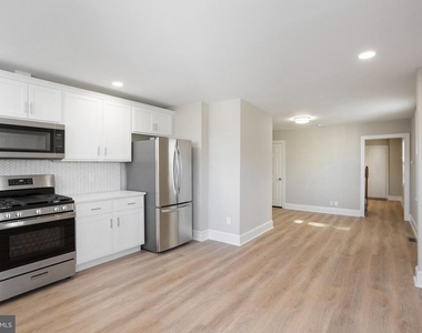 809 N Providence Road - Photo Thumbnail 1