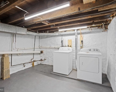 809 N Providence Road - Photo Thumbnail 10