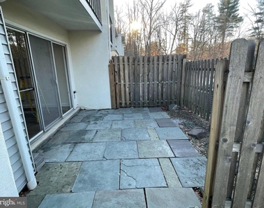 121 E Chelsea Circle - Photo Thumbnail 27
