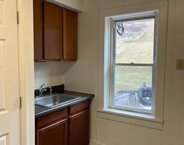 567 S 1st Avenue - Photo Thumbnail 7
